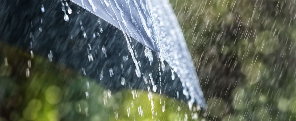 Meteorologii au emis un nou Cod galben pentru județul Suceava. Sunt anunțate vijelii, ploi torențiale și grindină