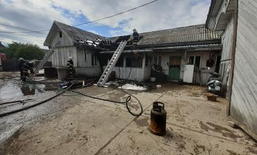 Incendiu într-o gospodărie din comuna Cornu  Luncii