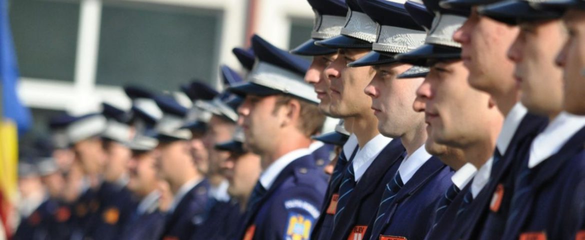 Proba scrisă din cadrul admiterii la Academia de Poliţie este susţinută astăzi la Colegiile „Nicu Gane” şi „Mihai Băcescu” din Fălticeni