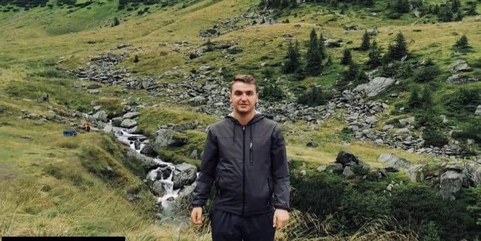 Un elev model al Școlii de Jandarmi din Fălticeni s-a stins fulgerător. Răzvan va fi înmormântat cu onoruri militare
