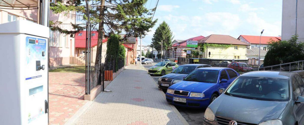 Șase noi parcometre au fost amplasate în municipiul Fălticeni. Aparatele sunt funcționale de la 1 august