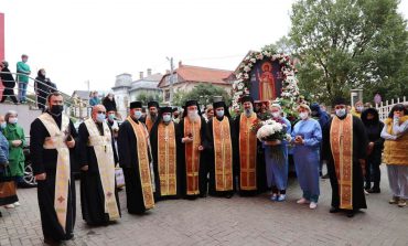 Moaștele Sfântului Ioan cel Nou au fost aduse în procesiune la spitalul din Fălticeni. Popasuri la Mănăstirea Buciumeni și la Așezământul „Sfântul Andrei”