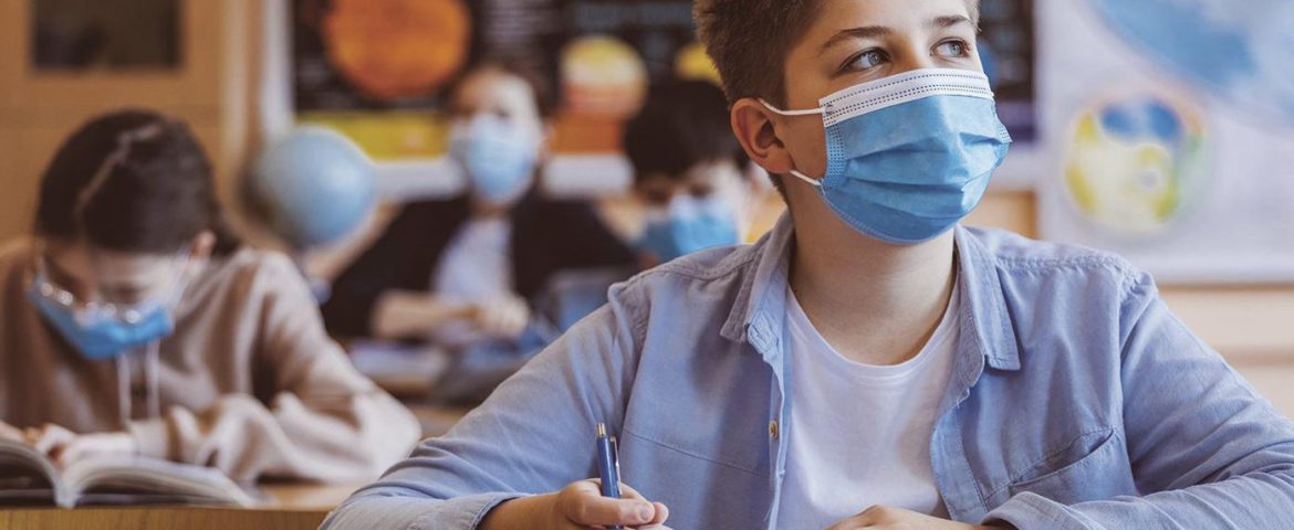 18 noi cazuri de coronavirus în unități de învățământ din Fălticeni, Dolhești, Râșca și Horodniceni