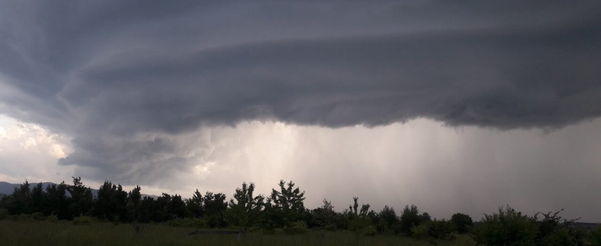 Meteorologii au emis Cod roșu pentru localitățile Fălticeni, Rădășeni, Preutești, Liteni, Vulturești și Bunești
