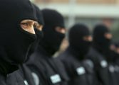 Mascații SAS au descins în Preutești. Polițiștii au reținut și trimis la închisoare un bărbat urmărit la nivel național