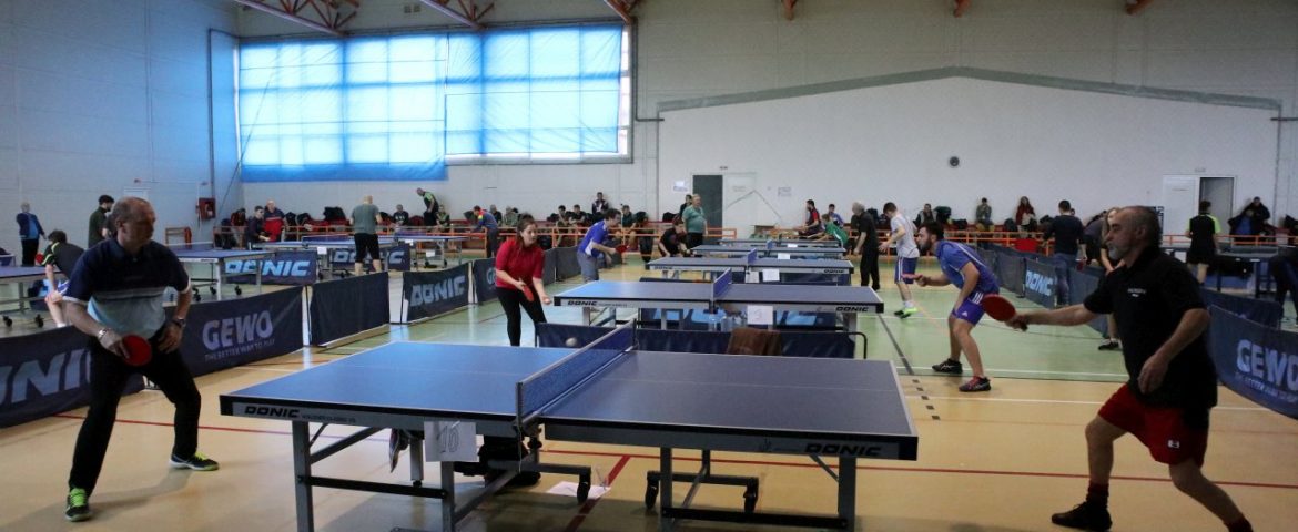 Peste 160 de sportivi și-au dat întâlnire la turneul de tenis de masă organizat la Fălticeni