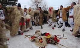 Comuna Drăgușeni va găzdui Festivalul obiceiurilor de iarnă pe stil vechi. Participă 14 cete din trei județe