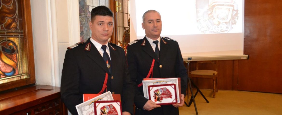 Diplome de excelență pentru doi subofițeri ai Detașamentului de Pompieri Fălticeni
