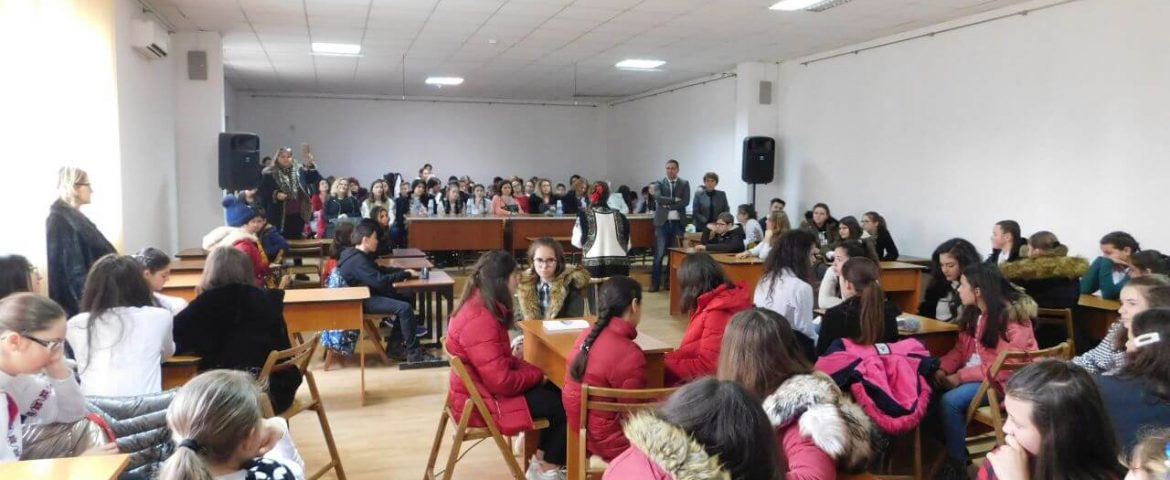 La Fălticeni s-a desfășurat Concursul Interjudeţean „Numai poetul…” organizat de Școala Gimnazială “Ioan Ciurea”