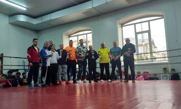 Boxerii din Fălticeni au înregistrat rezultate foarte bune la competiția „Cupa Unirii” organizată la Iași