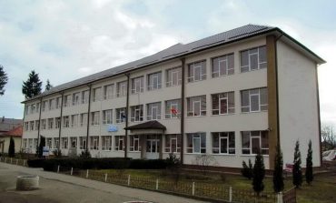 Clubul Rotary Fălticeni i-a îndulcit de 1 Iunie pe elevii Școlii Gimnaziale „Vasile Tomegea” din Boroaia