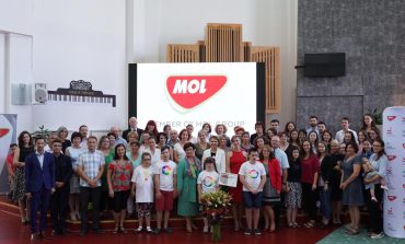 MOL România și Fundația Pentru Comunitate sprijină financiar opt tineri talentați din județul Suceava