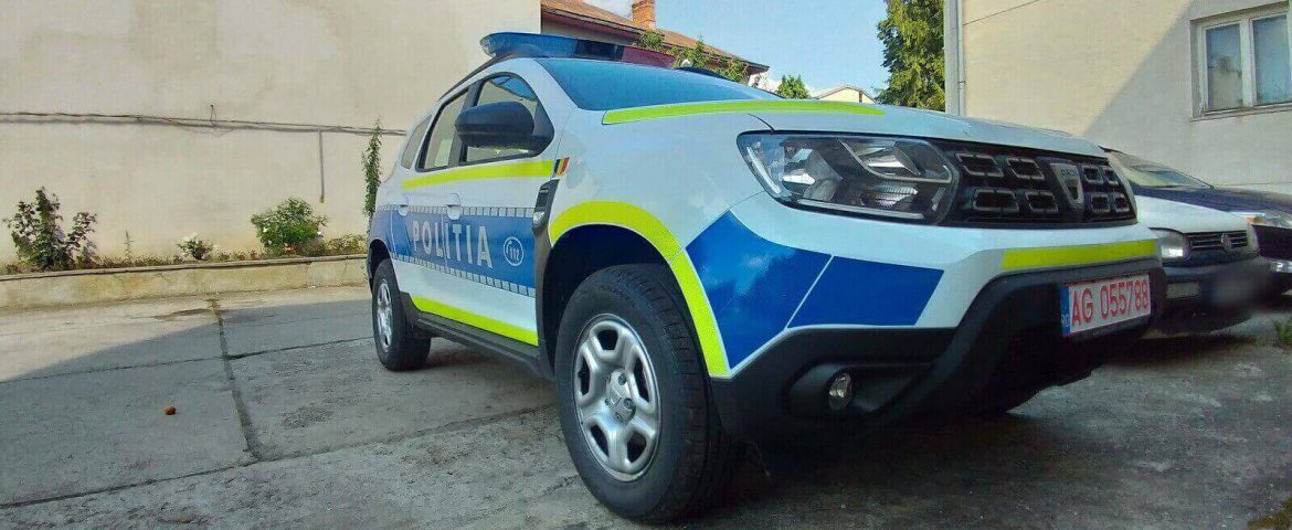 Mașini noi pentru polițiști. Secțiile din Preutești, Mălini și Vadu Moldovei vor primi autospeciale Dacia Duster