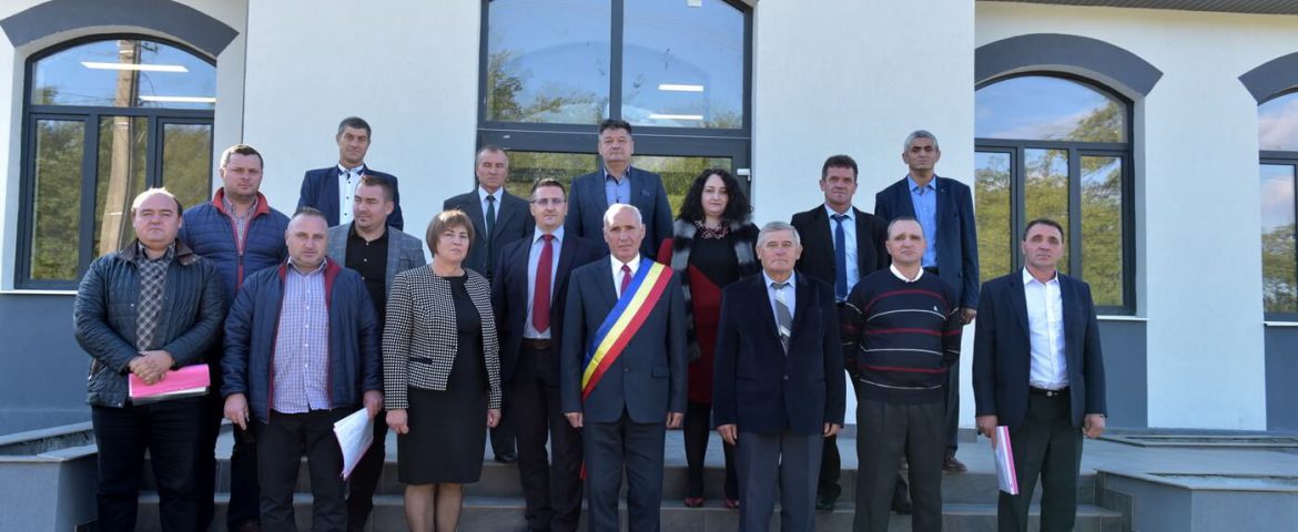 Primarul Ion Vasiliu are un nou mandat la conducerea Comunei Preutești. Aleșii locali au fost învestiți în funcție