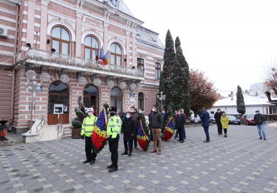 Festivitate restrânsă cu prilejul Zilei Naționale la Fălticeni