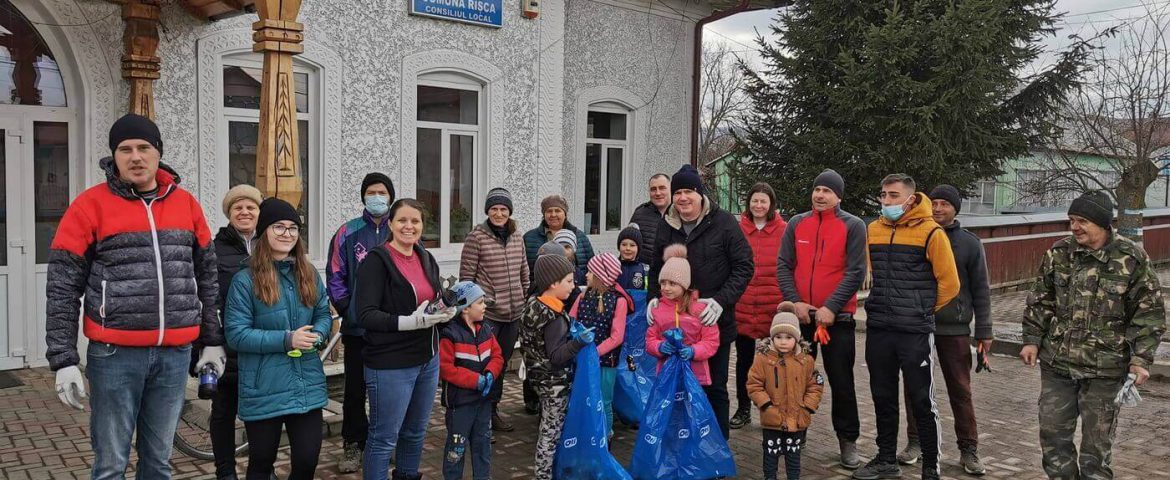 10 tone de deșeuri au fost strânse în două acțiuni de ecologizare desfășurate în Comuna Râșca