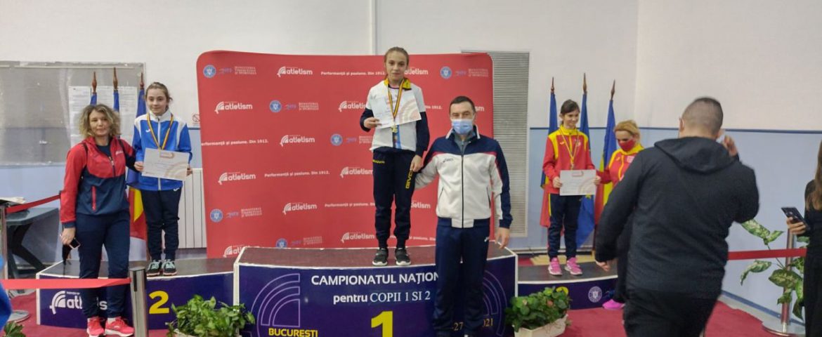 Titlu naţional câştigat de atleta Roxana Vamanu de la CSS „Nicu Gane” Fălticeni în finala la 1500 de metri