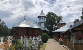 Cea mai veche biserică din Bogdănești va fi sfințită duminică. Slujba va fi oficiată de P.S. Damaschin