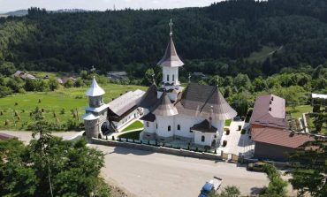 Duminică are loc sfințirea bisericii Mănăstirii Păiseni. Un sobor de arhierei va oficia târnosirea noului lăcaș
