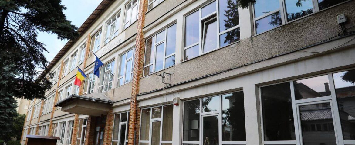 Școala „Alexandru Ioan Cuza” va fi reabilitată termic și dotată cu sisteme inteligente pentru energie verde