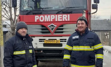 Voluntari în slujba binelui. Doi gospodari din comuna Baia își lasă familiile pentru a-i sprijini mereu pe pompieri