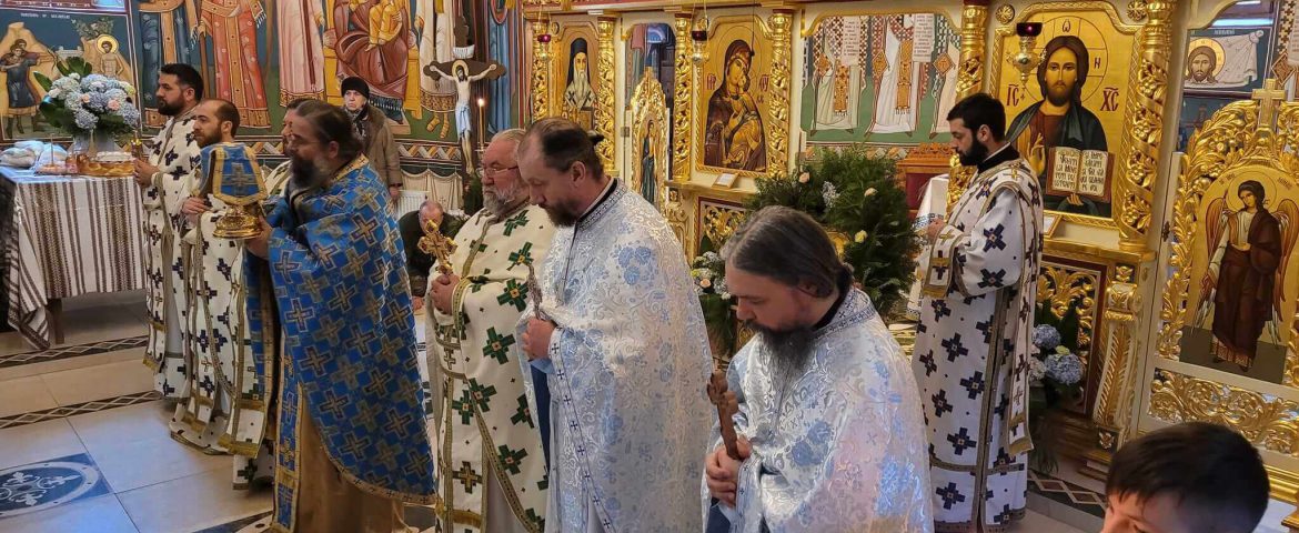 Slujbă Arhierească la hramul Mănăstirii Sihăstria Râșcăi. Sfânta Liturghie va fi oficiată de PS Damaschin Dorneanul
