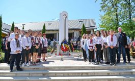 Omagiu la Ziua Înălțării. Eroii comunei Preutești au fost comemorați de autorități, profesori, preoți și localnici