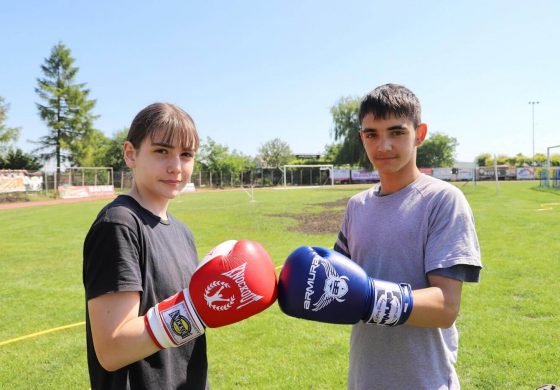 Doi tineri sportivi din Fălticeni și Preutești vor reprezenta România la un turneu internațional de box