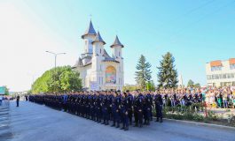 Ceremonie militară în centrul municipiului Fălticeni. Elevii Școlii de Subofițeri Jandarmi au depus jurământul