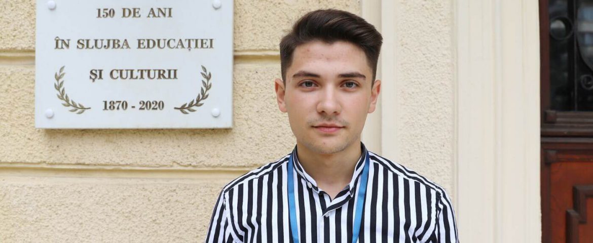 Un elev eminent al Colegiului Național „Nicu Gane” se numără printre cei 10 bursieri ai Academiei Române