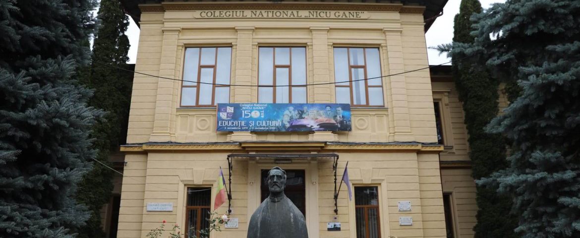 Colegiul Național „Nicu Gane” Fălticeni încheie cele două sesiuni ale Bacalaureatului cu promovabilitate de 100%