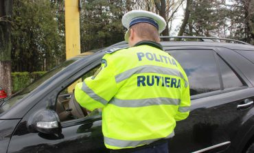 Flagrant al agenților Poliției Rutiere Fălticeni. Șofer depistat băut pe raza comunei Boroaia. Control pe timp de zi