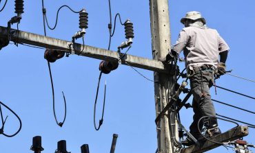 Delgaz Grid întrerupe energia electrică în satele Probota și Văleni-Stânișoara. Vor fi lucrări pentru noi investiții