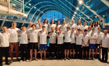 Patru înotători din Fălticeni reprezintă România la Concursul Țărilor Central Europene. Competiția are loc în Cehia