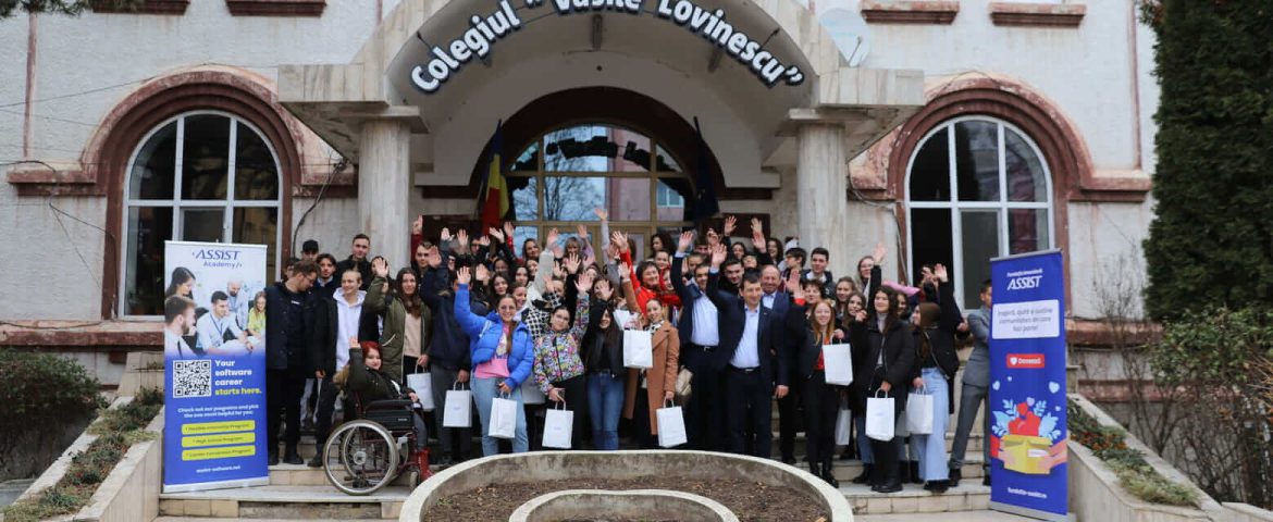 Colegiul „Vasile Lovinescu” i-a premiat pe elevii silitori. Antreprenorii locali și profesorii au susținut proiectul
