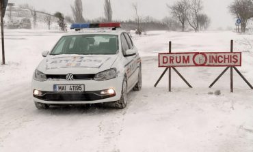 Trafic auto închis pe majoritatea drumurilor județene din zona Fălticeni. 222 de kilometri sunt impracticabili