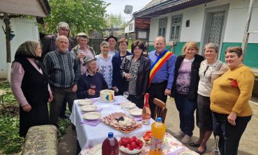 Moment aniversar în comuna Bunești. Veteranul de război Ștefan Țăranu și-a sărbătorit cei 100 de ani de viață