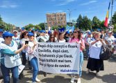 Profesorii din zona Fălticeni au participat la protestul din București. Ce „dedicație” au primit Ciucă și Iohannis