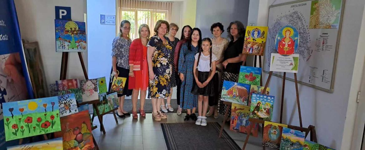 Picturile unei eleve talentate din comuna Rădășeni dau culoare Inspectoratului Școlar Județean Suceava