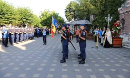 Ceremonie militară la Fălticeni. Elevii Școlii de Subofițeri Jandarmi „Petru Rareș” au depus jurământul de credință