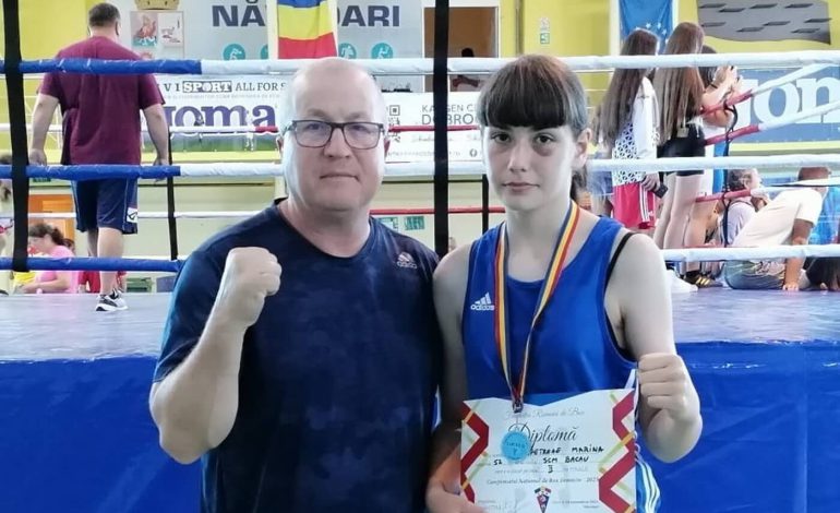 Marina Apetroae urcă din nou pe podium! Sportiva din comuna Preutești este vicecampioană națională la box