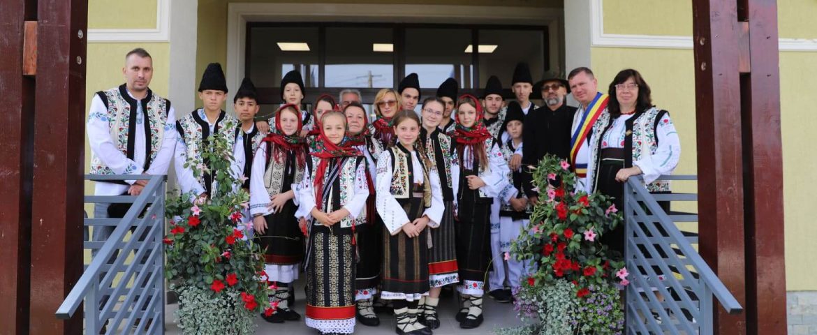 Eveniment cu parfum de tradiții. Autoritățile Comunei Râșca au inaugurat noul Centru Cultural din satul Jahalia