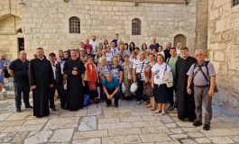 50 de pelerini din Fălticeni sunt în Israel. Grupul continuă excursia. Situația rămâne tensionată în Țara Sfântă