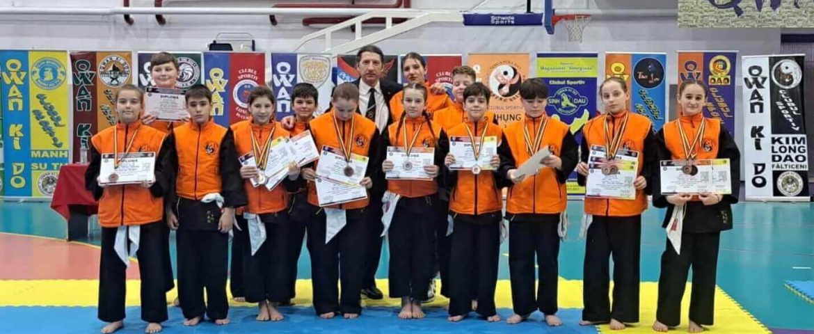 Sportivii din Fălticeni au triumfat la Campionatul Național de Qwan Ki Do. Au cucerit 20 de medalii și opt titluri