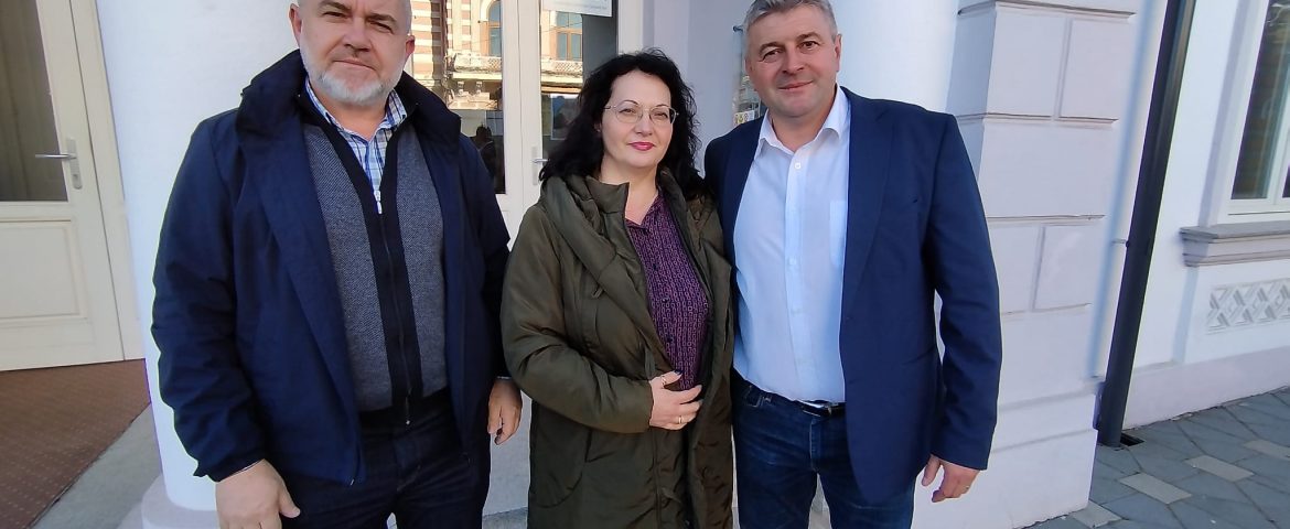 Surpriză pe scena politică locală. Profesoara și consilierul local Mariana Amarie (PNL) s-a înscris în PSD Fălticeni