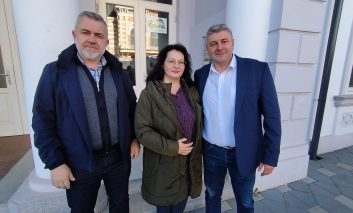 Surpriză pe scena politică locală. Profesoara și consilierul local Mariana Amariei (PNL) s-a înscris în PSD Fălticeni