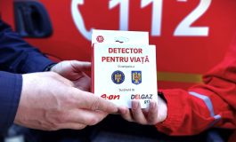 Campania „Detector pentru viață” ajunge la Baia, Mălini și Preutești. Familiile vulnerabile primesc detectoare de fum