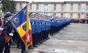 Ceremonie emoționantă la Școala de Subofițeri Jandarmi Fălticeni. Absolvenții au primit gradul de sergent major