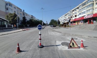 Circulația pe strada Republicii va fi reluată la sfârșitul săptămânii. Mâine începe asfaltarea sensului spre centru