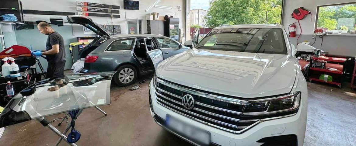 Centrul Parbrize Auto Fălticeni oferă expertiză în repararea și înlocuirea parbrizelor, promptitudine și prețuri juste